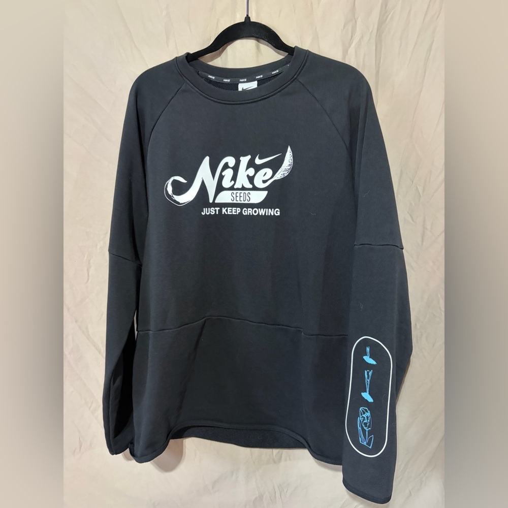 Nike crewneck